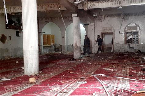 پشاور میں مسجد میں بم دھماکے میں کم از کم 30 افراد شہید ہو گئے۔ Sms24news