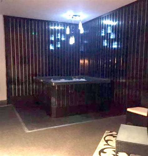 Secret Life Of A Swinger Exposed As Club Shows Off Orgy Bed Hot Tub