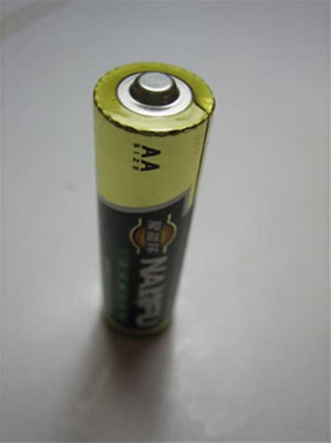 小实验揭秘电池聚能环到底有啥用？💛巧艺网