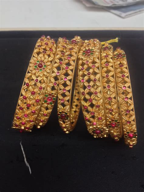 Gold Temple Jewellery Bangles Ruby Bangles Bangles Jewelry Designs