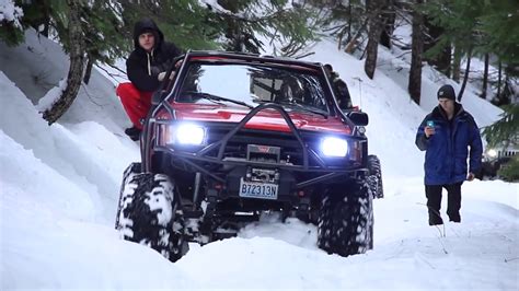 Snow Wheeling Oregon Toyota Jeep Crawlers Youtube