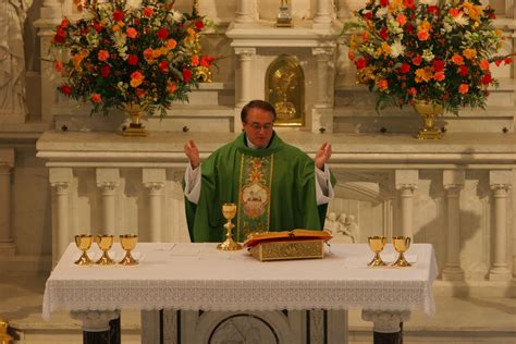 Southern Orders Reverence And Respect For The Most Blessed Sacrament