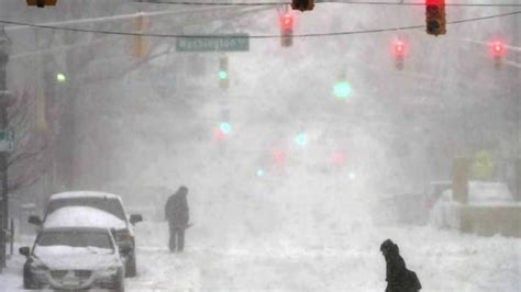 Misery In The Northeast As Deadly Winter Storm Leaves Tens