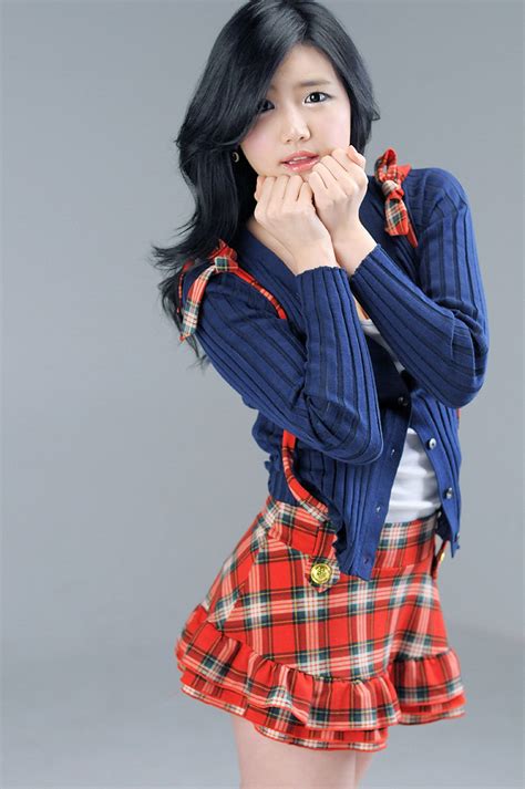 Han Ga Eun Blue Sweater And Red Plad Skirt I Am An Asian Girl