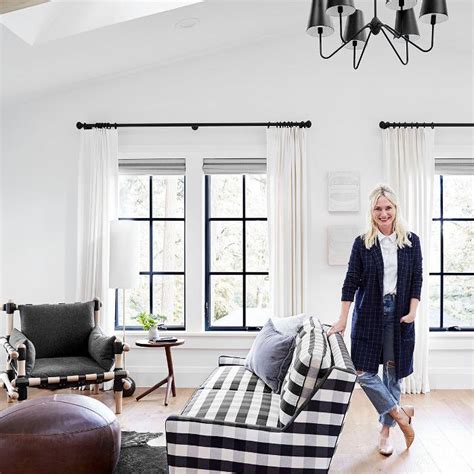 Tour The Master Bedroom Of Emily Hendersons Latest Project