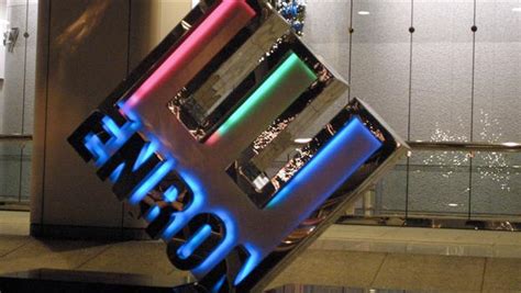 Enron Files For Bankruptcy Dec 02 2001