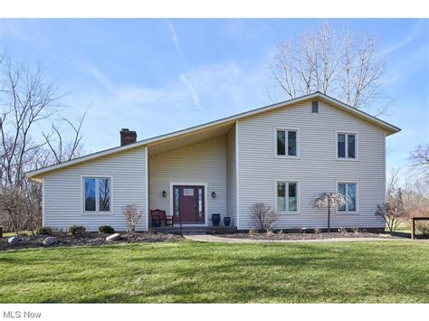 2480 Farmstead Richfield Oh 44286 Mls 5014306 Redfin