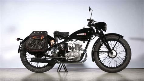 1946 harley knucklehead bobber (6842571943).jpg 3,131 × 2,592; 1948 Harley-Davidson Hummer | U11 | Houston 2014