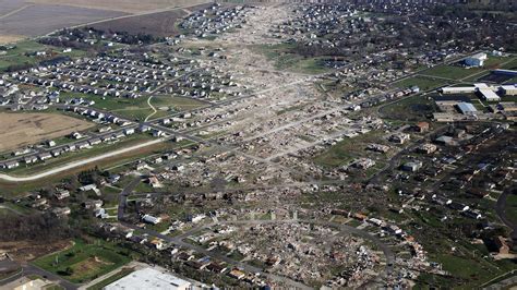 Seventh Person Dies After Illinois Tornadoes Nbc Chicago