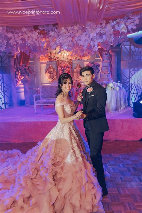 Pin By Hearty Macasilang On Kissesturn 18 Debutante Debut Gowns