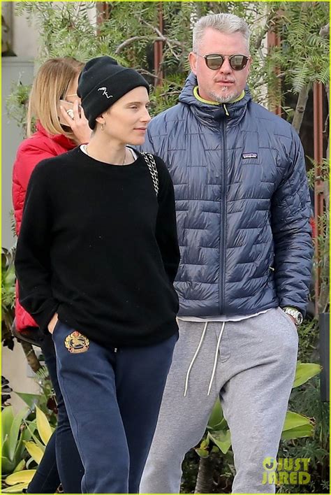 Eric Dane Steps Out For Coffee With Actress Dree Hemingway Photo 4221279 Eric Dane Pictures