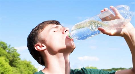 Consejos Para Una Buena Hidratación En Verano Fleni