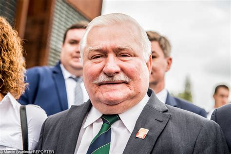 29 września 1943) jest z wykształcenia elektrykiem, z doświadczenia natomiast polskim politykiem, zasłużonym działaczem związkowym, który przewodniczył związkowi nszz. 75. urodziny Lecha Wałęsy. "Powoli się pakuję" - WP Wiadomości