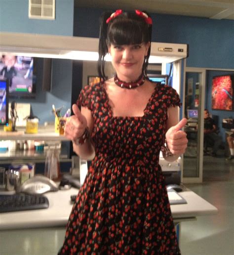 My Trailer Pauley Perrette Takes Us Behind The Scenes Of Ncis