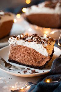 Make this french mousse au chocolat recipe for a light but rich, indulgent treat! Easy Chocolate Mousse Pie - Cooking Classy