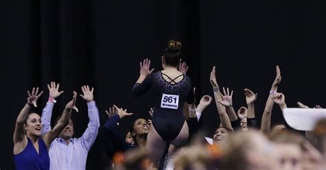 This Gymnasts Perfect 10 Floor Routine Went Viral — Heres Why