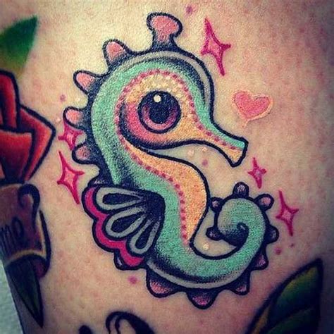 12 Adorable Seahorse Tattoos