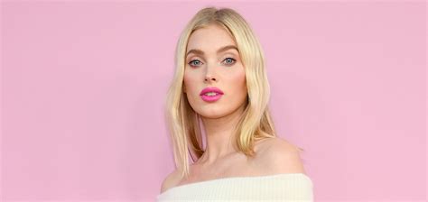 Elsa Hosk Says Shes ‘a Few Weeks From Giving Birth While Showing Off