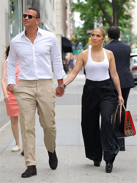 Jennifer Lopez And New Boyfriend Alex Rodriguez — Vanity