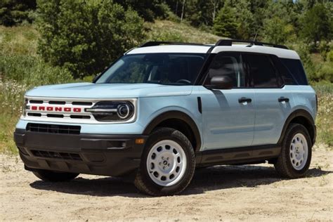 2023 Ford Bronco Heritage Edition Released Retro Cool Look Or Trying