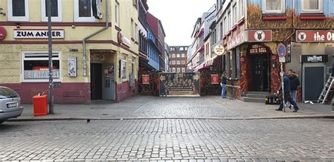 Pauli to hamburg by subway, bus, train, taxi or foot. St Pauli (Hamburg) - 2020 All You Need to Know Before You ...