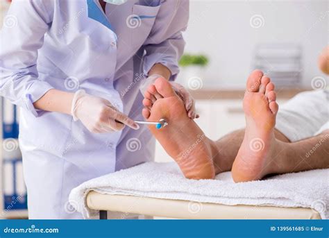 The Podiatrist Treating Feet During Procedure Stock Image Image Of Cosmetic Ingrown 139561685