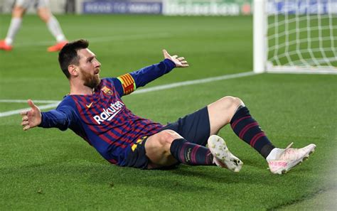 Lionel Messi Scores 600th Barcelona Goal With Incredible Free Kick In Champions League Semi