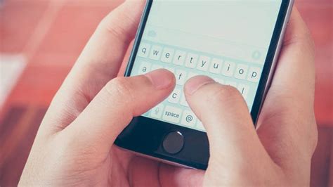 4 Ways To Read Someones Text Messages Without Their Phone