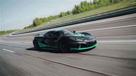 Rimac Nevera: Rompiendo Barreras de Velocidad y Estableciendo Récords