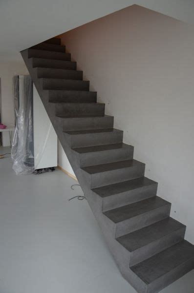 Normalerweise müsste ein stuckateur oder maler beauftragt werden, um eine treppe in betonoptik zu schaffen. Pin auf Escalier