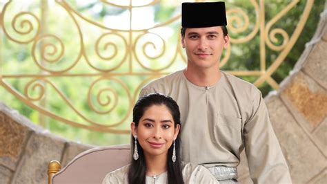 Juru solek tunku tun aminah dedah perangai sebenar dan rahsia puteri johor. Malaysian princess marries Dutchman in lavish ceremony ...