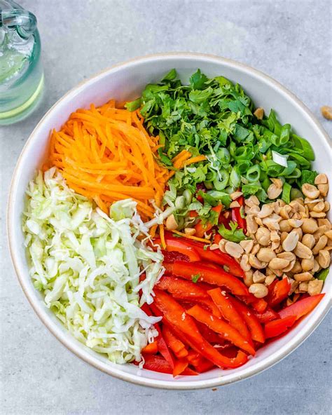 20 Minute Thai Peanut Salad Healthy Fitness Meals