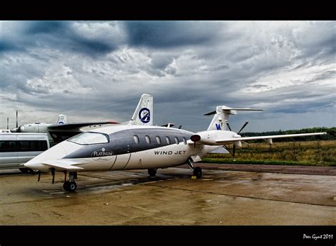 Italian Turboprop Aircraft Piaggio P180 Avanti Maks 2011 Flickr