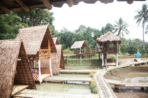 Saung Karuhun Destinasi Wisata Baru Di Pandegalang Diresmikan Bupati