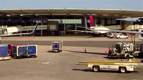 The Worldport Former Pan Am Terminal 3 At Jfk 492013 Youtube