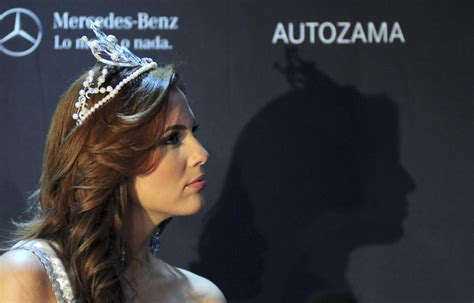 married miss dominican republic 2012 carlina duran loses crown [photos] ibtimes uk