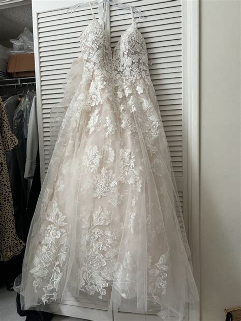 Essense Of Australia D S New Wedding Dress Save Stillwhite