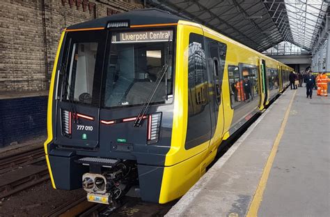 New Merseyrail Train At Southport Station Today Southport News Eye