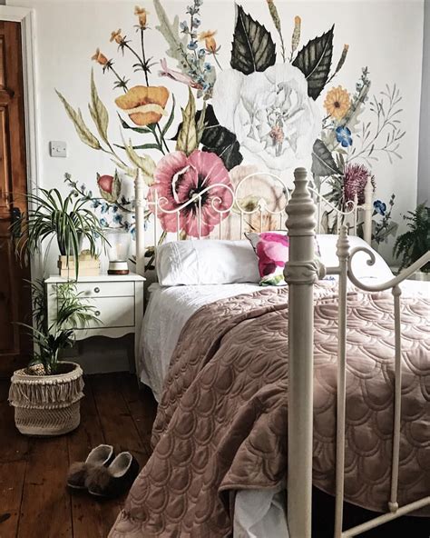 Wallpaper Mural In The Bedroom Stunning Floral Display Bedroom