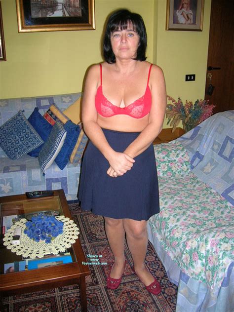 Topless Wife Share Pics September 2010 Voyeur Web