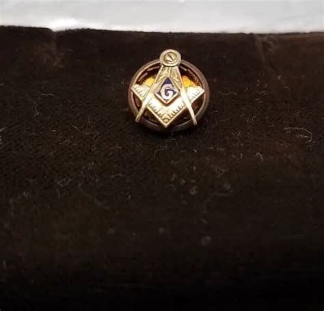 Vintage 14k Gold And Enamel Masonic Emblem Lapel Pin Tie Tack Masons