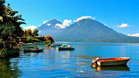 Lago De Atitlan Guatemala