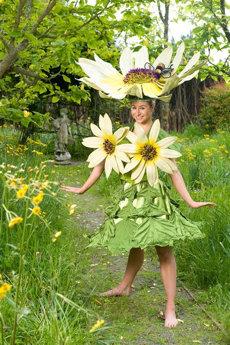 The Secret Garden 2020 Costumes Home And Garden Reference