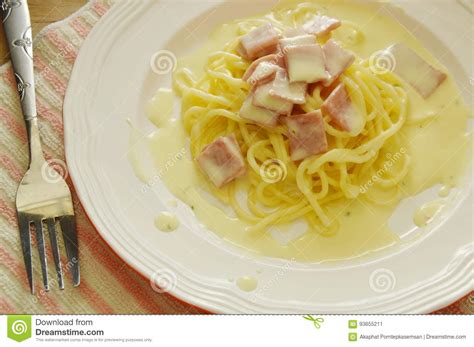Spaghetti White Sauce Topping Slice Ham Pork On Plate Stock Image