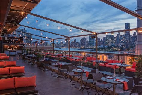 15 Outdoor Dining Spots In Western Queens To Try Before The End Of