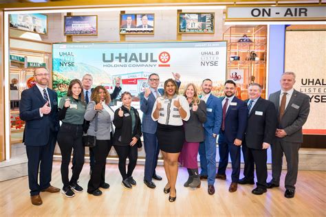 HR-UHAUL-OB-20230124-CC-PRESS-16 NYSE Opening Bell - My U-Haul Story
