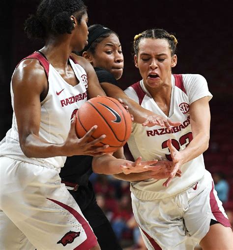 Chelsea dungee may have been forced to sit out last year after transferring to arkansas from oklahoma, but she's put the time on and off the. Fourth-quarter crash ruins Arkansas' chance at upset