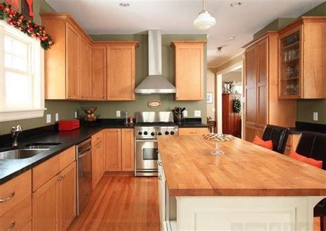 Paint colors for kitchens with golden oak cabinets design. The BEST Kitchen Wall Color For Oak Cabinets | Pine kitchen, Kitchen design, Kitchen remodel