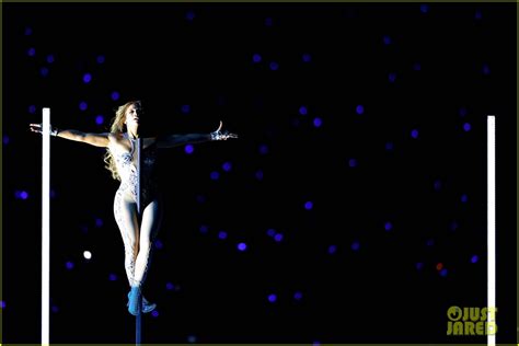 Jennifer Lopez S Pole Dance At Super Bowl 2020 Was The Moment Of The Night Photo 4428669