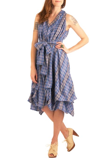 While many countries have their form of ethnic apparel for women; Country Couture Dress | Mod Retro Vintage Dresses ...